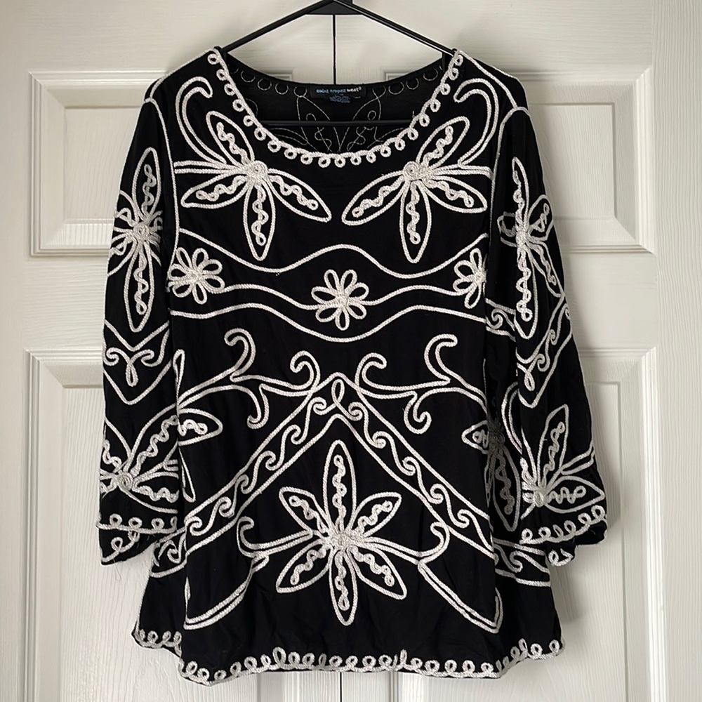 Embroidered knit top